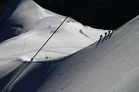 Jediný přístup z ledovce na Aiguille du Midi
